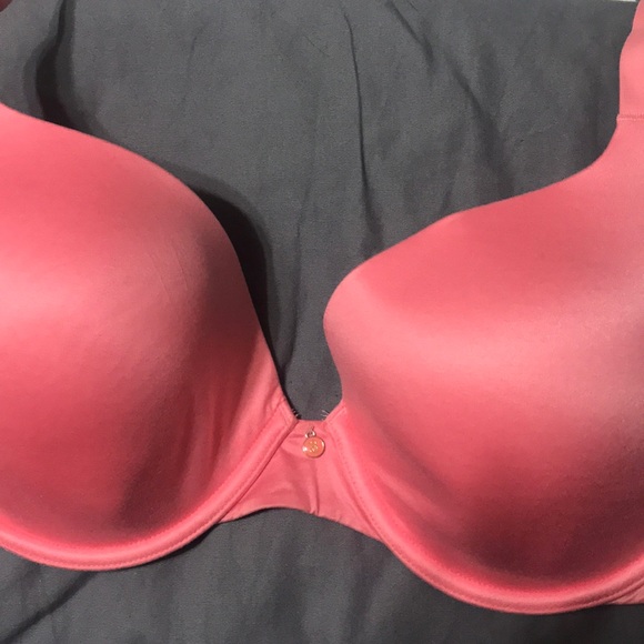 ✨ VICTORIA SECRET LINED DEMI BRA ✨ - Picture 1 of 3